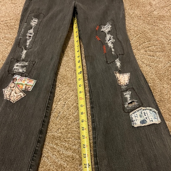 Leopard Ripped Jeans - Picture 8 of 14